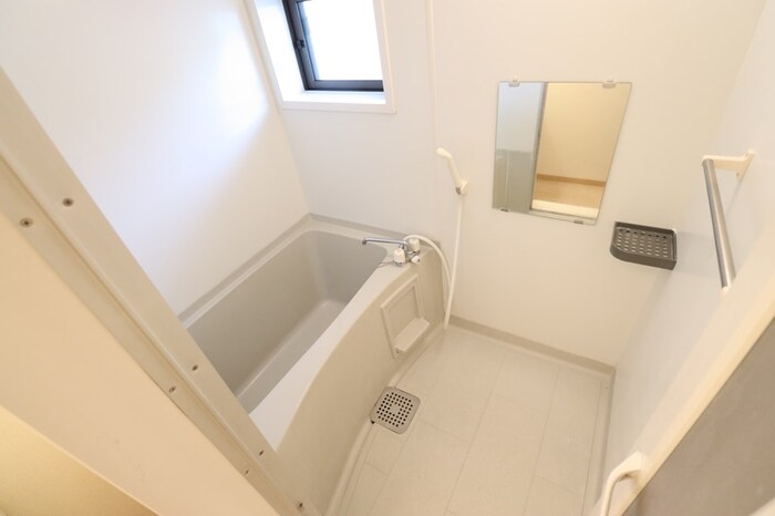 バス・シャワールーム　日々の疲れを癒すお風呂付です