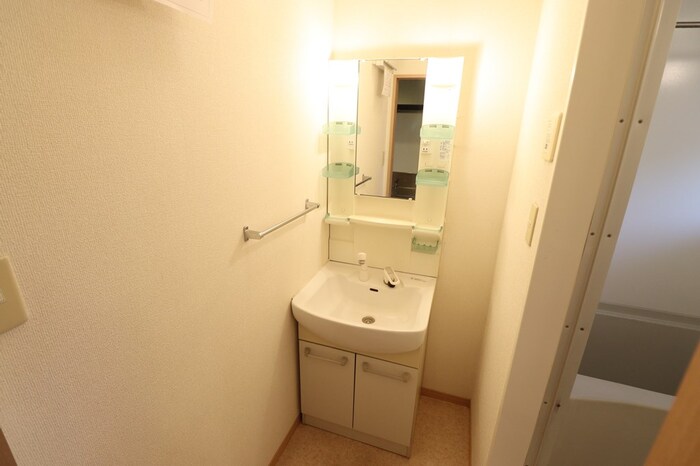 洗面設備　洗面所です