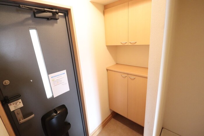 玄関　シューズボックスです