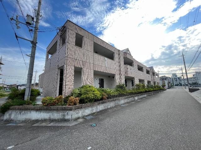 建物外観　外観写真（昼）