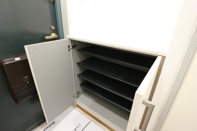 玄関　シューズボックス