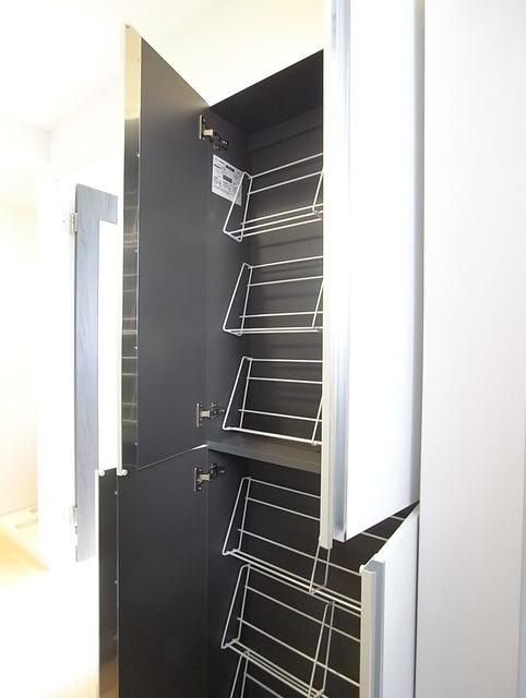 収納　収納　シューズボックス