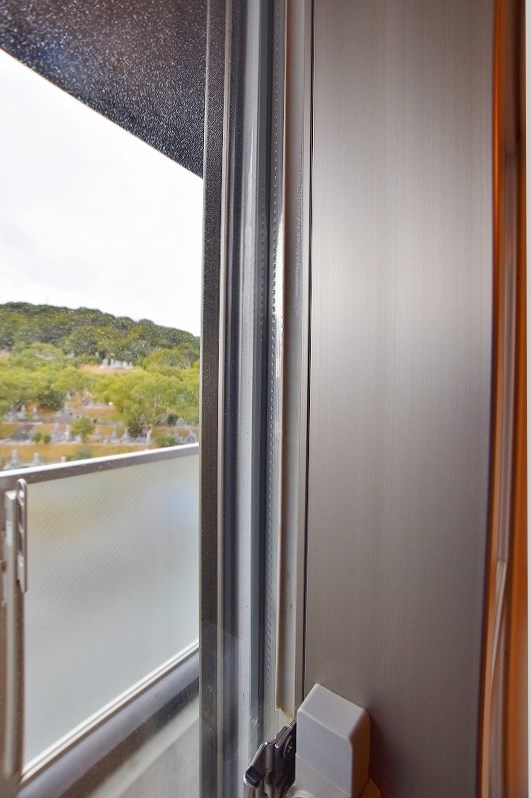 バルコニー　★調温に長けていて電気代の節約に♪防音性もバッチリ！ペアガラ