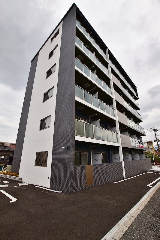 建物外観　★外観★