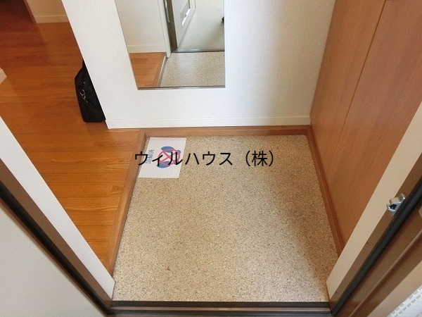 玄関　シューズボックスあり！