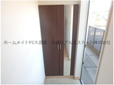 玄関　同建物別号室