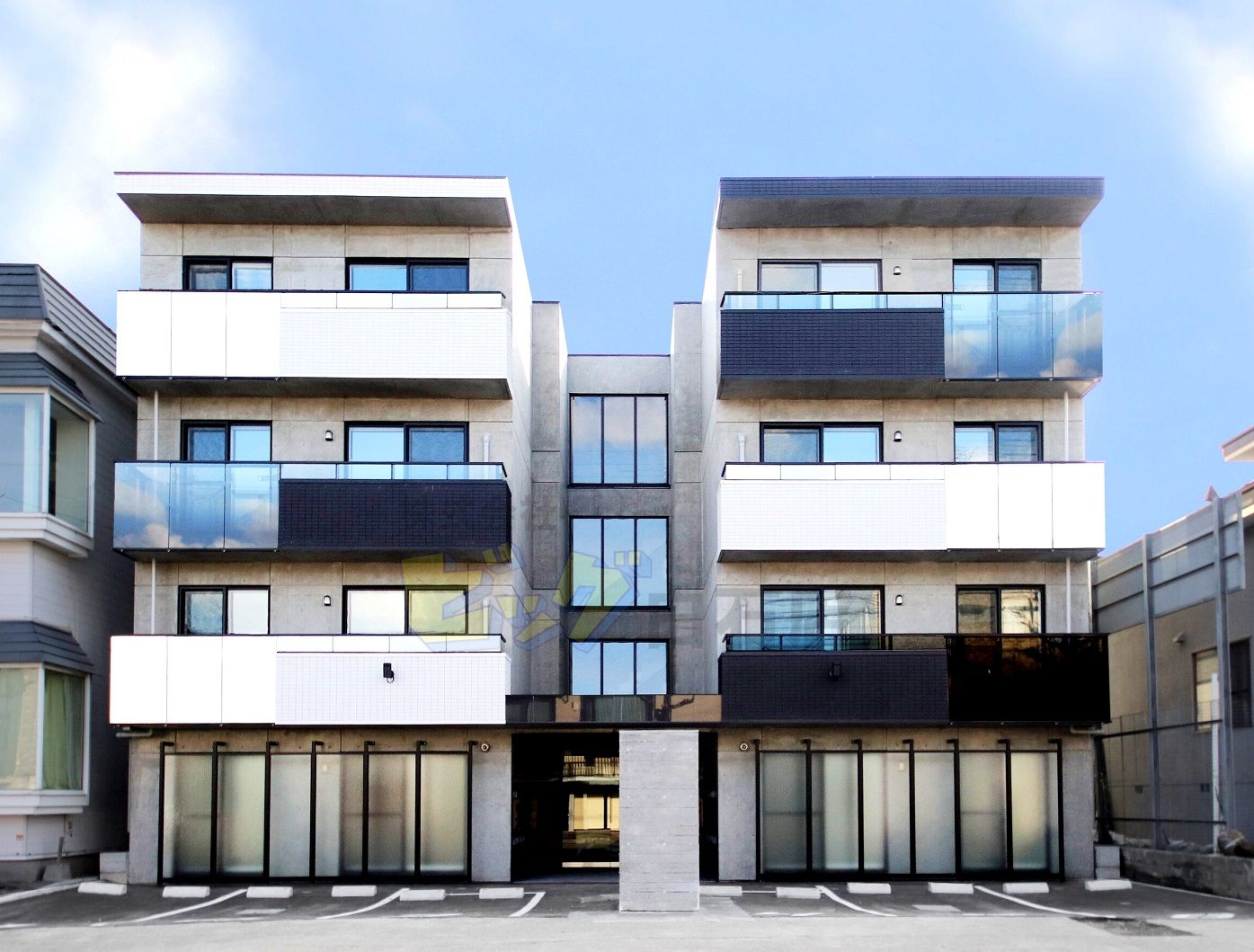 建物外観　エアコン付きの１ＬＤＫデザイナーズマンションです♪