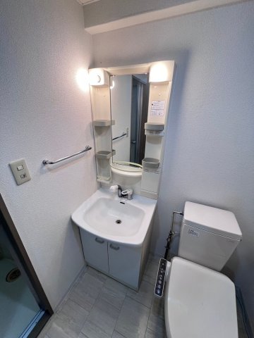 洗面設備　忙しい朝には欠かせない洗面所です