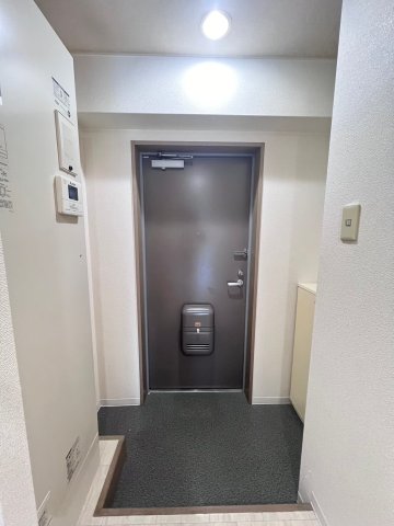 玄関　シンプルで使いやすい玄関です