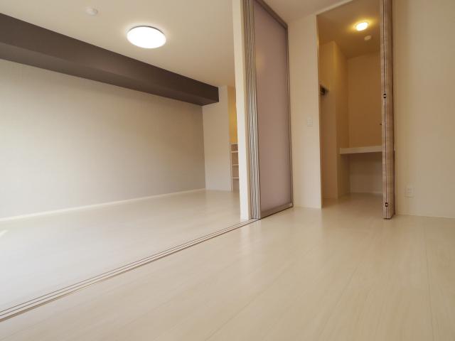 その他部屋・スペース　使い勝手のいい寝室です