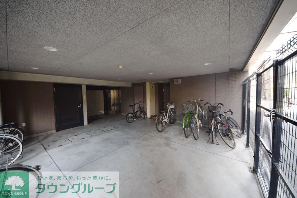 その他共有部分　駐車場