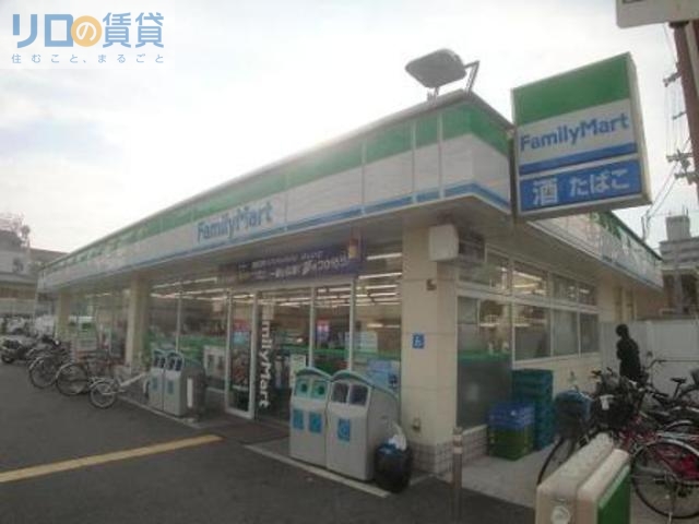 コンビニ　ファミリーマート小松変電所前店（コンビニ）まで175m