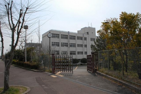 高校・高専　平城高等学校（高校・高専）まで5508m