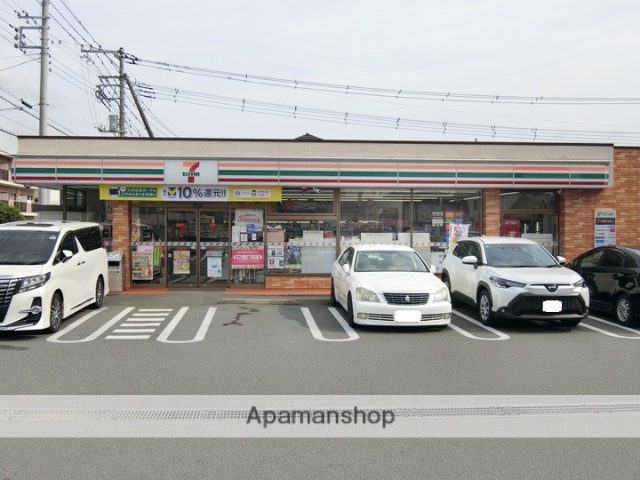 コンビニ　セブン－イレブン長泉桜堤２丁目店（コンビニ）まで534m