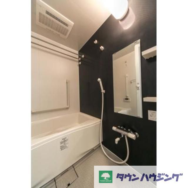 バス・シャワールーム　※写真は同タイプ住戸です。