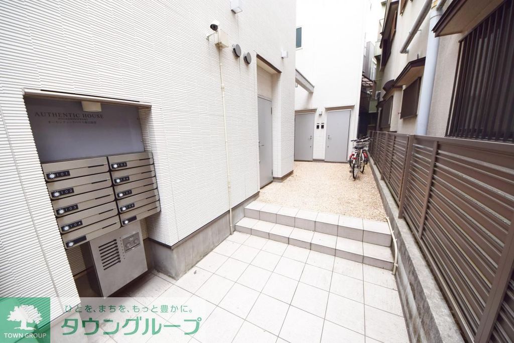 エントランス　エントランス