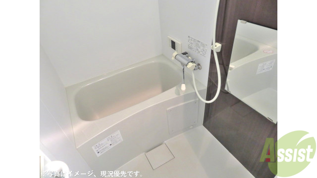 バス・シャワールーム　浴室乾燥もついたバスルーム、イメージ写真です。