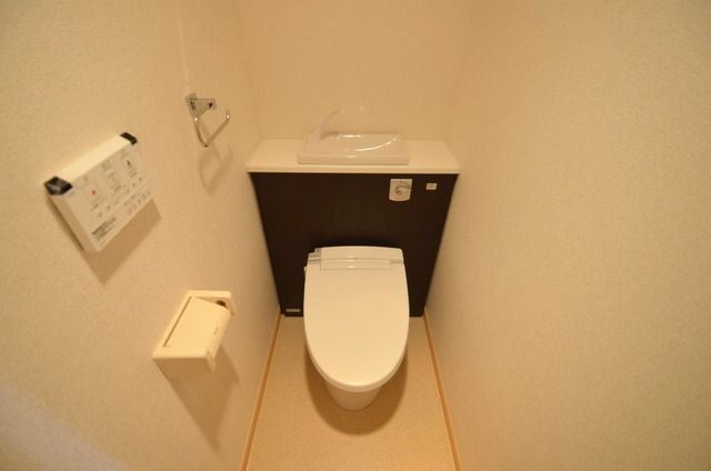 トイレ　同型モデル