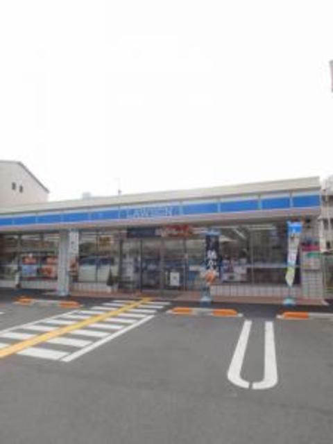 コンビニ　ローソン長居公園南店（コンビニ）まで345m