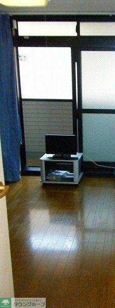 居室・リビング　家具家電の有無は部屋毎異なります。※ベッドはついておりません