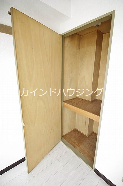 収納　物入れ