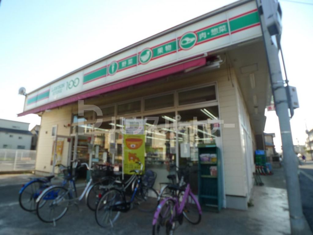 コンビニ　ローソンストア100新松戸南店（コンビニ）まで340m