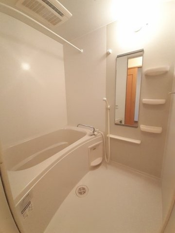 バス・シャワールーム　お風呂です