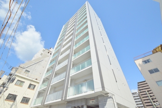 建物外観　市内中心部までも徒歩圏内の好立地♪