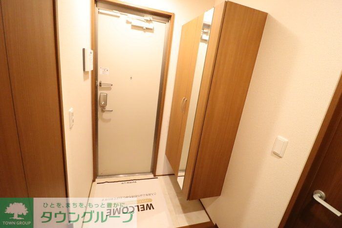 玄関　お問合せはタウンハウジングまで！※現地待合わせ相談可能