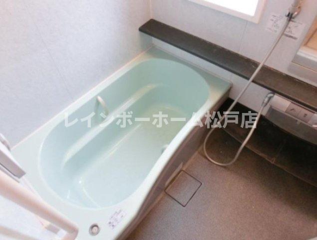 バス・シャワールーム　きれいなお風呂です