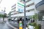コンビニ　ファミリーマート田中御蔭通店（コンビニ）まで900m