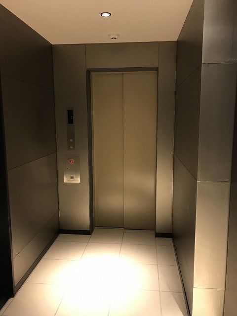 ロビー