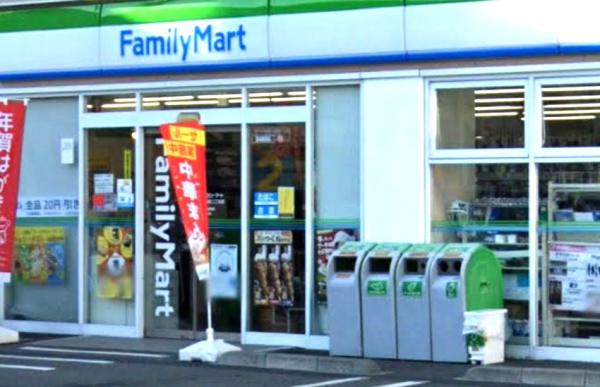 コンビニ　ファミリーマート神明町二丁目店（コンビニ）まで375m