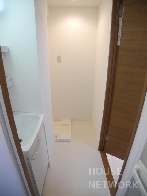 その他部屋・スペース　2015年築。ネット無料のマンションです