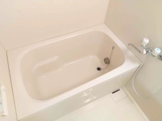 バス・シャワールーム　お風呂です