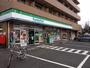 コンビニ　ファミリーマート（コンビニ）まで479m
