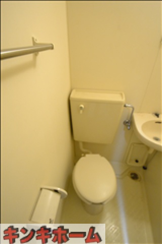 トイレ　別のお部屋の写真です。