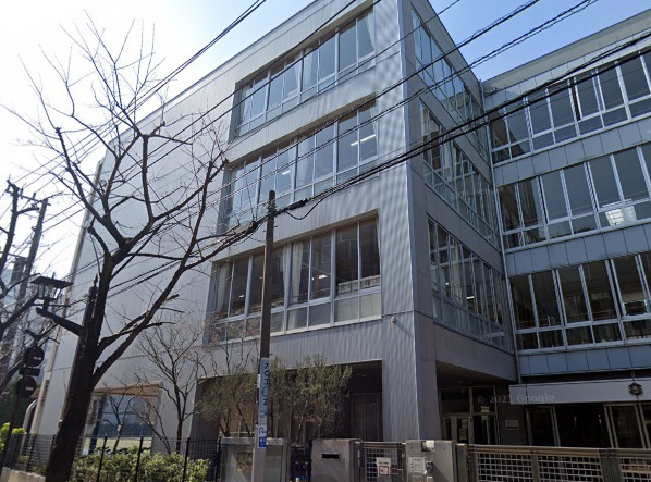 小学校　第二延山小学校（小学校）まで583m