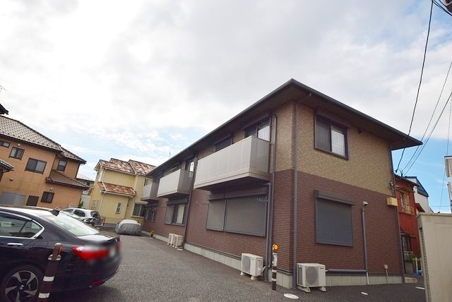建物外観　日当たり良好。
