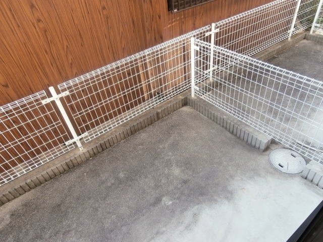 バルコニー　専用庭