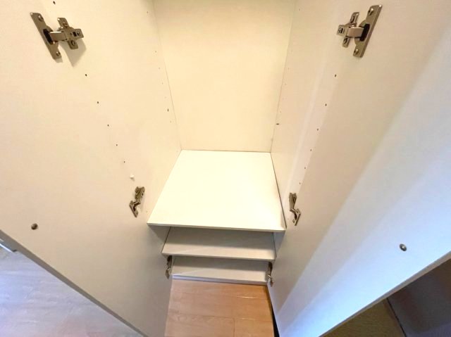 収納　イメージとして同マンション他部屋を表示しています