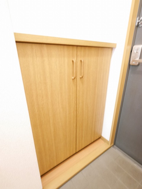 その他設備　下駄箱