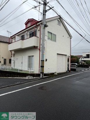 建物外観　駐車場