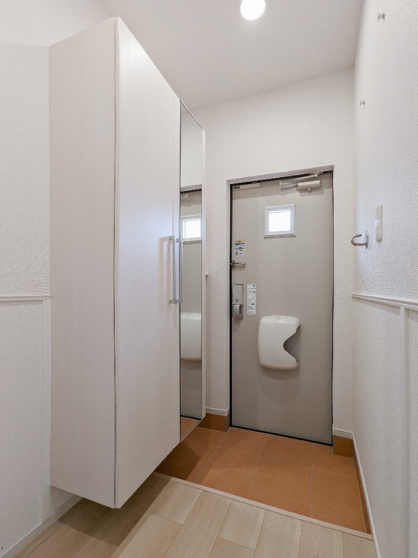 玄関　図面と現状に相違がある場合には現状を優先