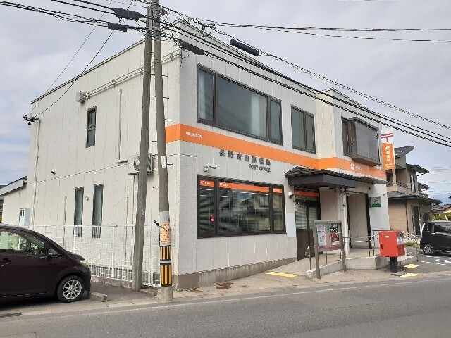 郵便局　長野吉田郵便局（郵便局）まで416m