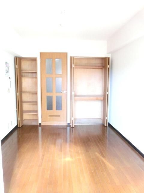 その他部屋・スペース　★明るい洋室★