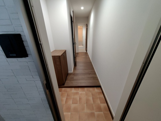 玄関　※別部屋の写真です