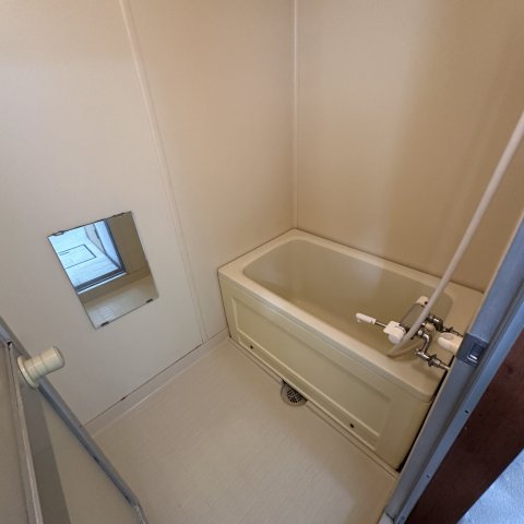 バス・シャワールーム　お風呂です