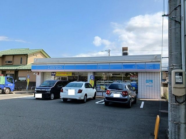 コンビニ　ローソン 福井学園一丁目店（コンビニ）まで290m