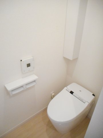 トイレ　シンプルで使いやすいトイレです